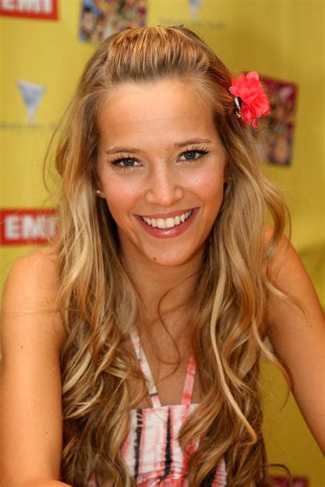 luisana lopilato 2003|who is luisana lopilato.